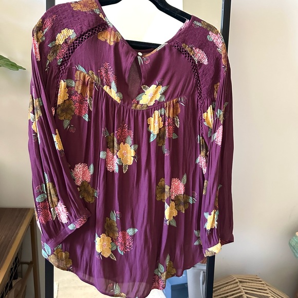 Beautiful Floral Long Sleeve Blouse by Loft - Picture 3 of 5